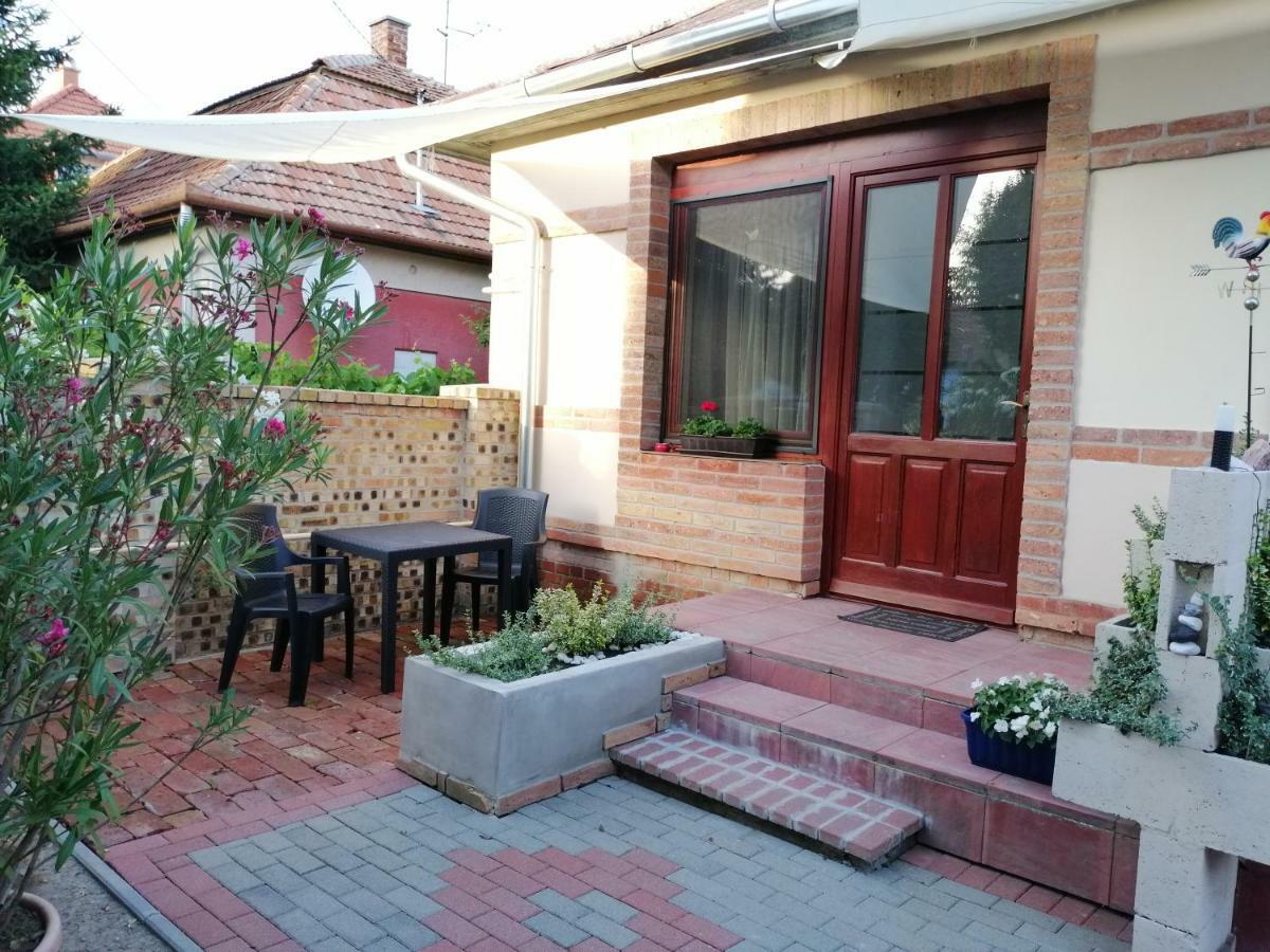 Kerekvar Apartman Gyula Zewnętrze zdjęcie